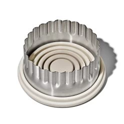 Double-Sided Cookie And Biscuit Cutter -Kitchen Product Store gg 11360600 cookiecutterset pdp 05