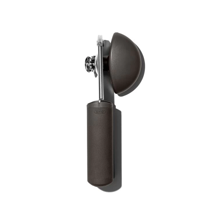 OXO Outdoor Can And Bottle Opener 5 OXO Outdoor Can And Bottle Opener - Image 3